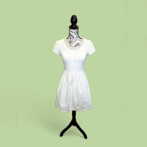 Maison Jules Short Sleeve Heathered A-line Dress W/ Jeweled Neckline SZ S